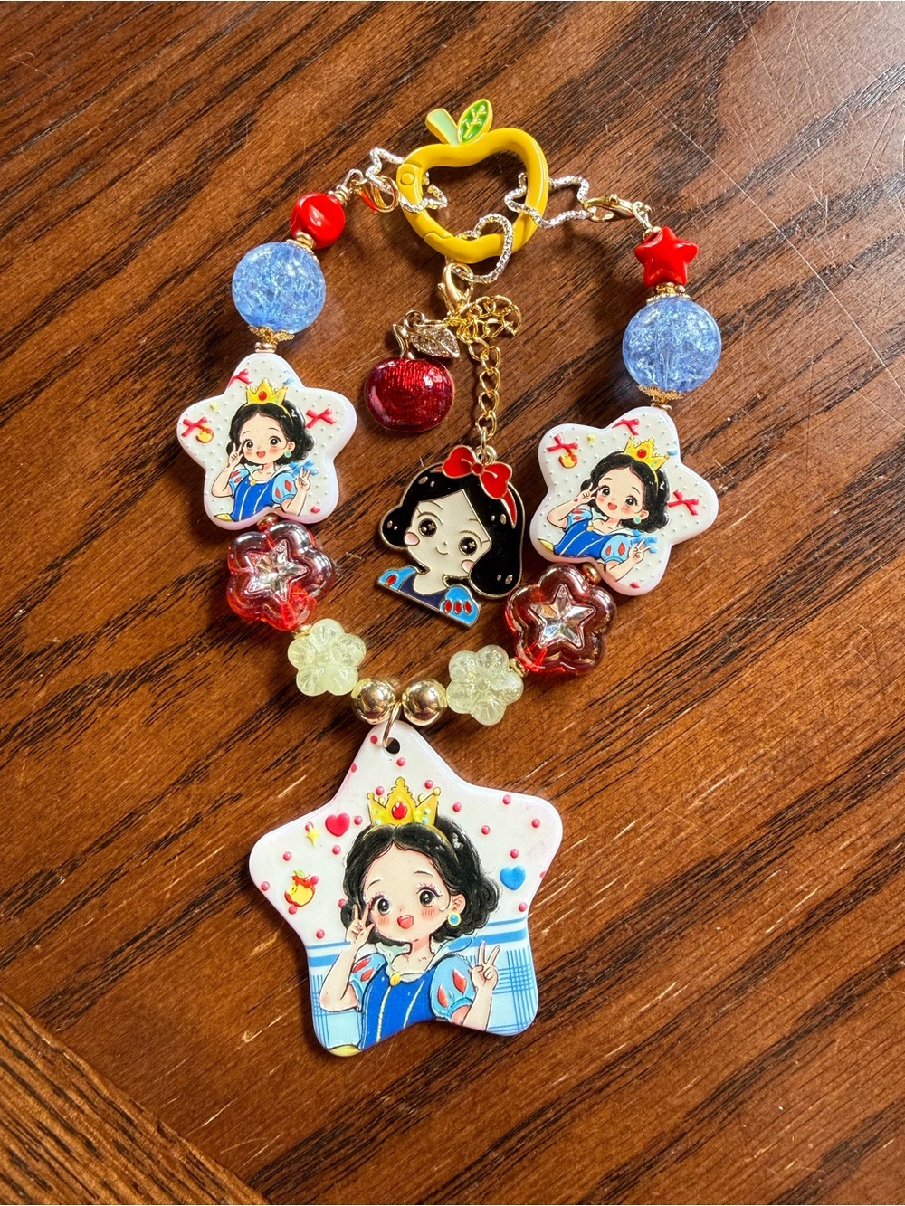 Disney. Snow White and Glimmering Red Apple keychain.